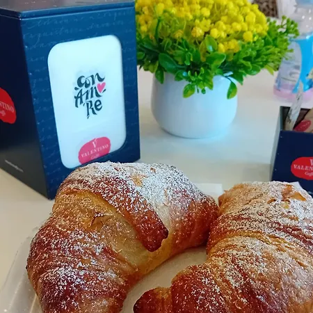 לינה וארוחת בוקר Aden Salento סאניקולה