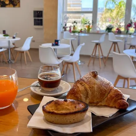 Alojamento de Acomodação e Pequeno-almoço Aden Salento 3*