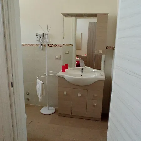 Aden Salento סאניקולה