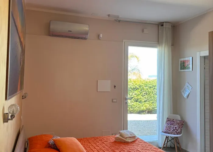 Aden Salento לינה וארוחת בוקר