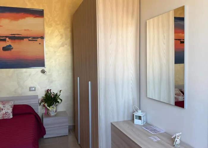 Aden Salento לינה וארוחת בוקר סאניקולה