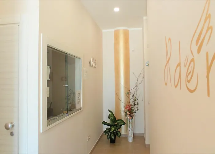 לינה וארוחת בוקר Aden Salento 3*